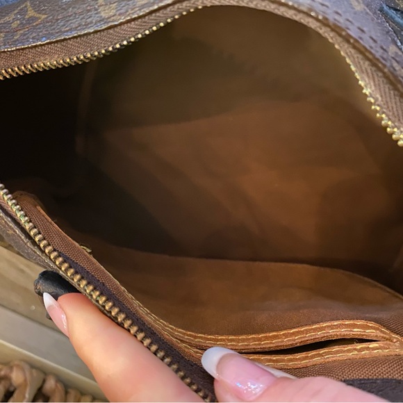 Authentic Vintage Louis Vuitton Speedy 25 - Picture 6 of 12